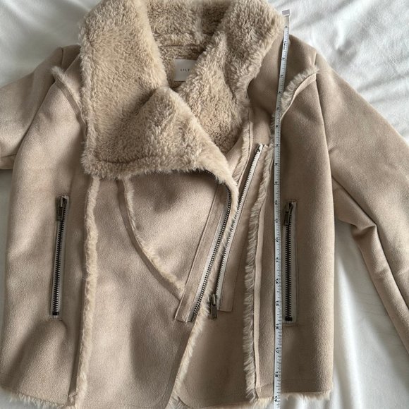 Faux Sherpa Asymmetrical Zip Jacket - Picture 8 of 9